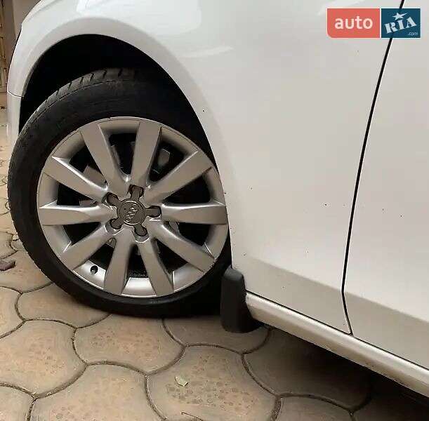 Седан Audi A4 2011 в Кривом Роге фото 7 Седан Audi A4 2011 в Кривом Роге