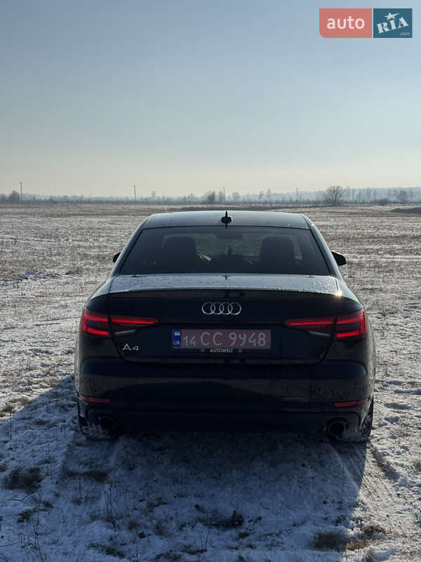 Седан Audi A4 2017 в Полтаві