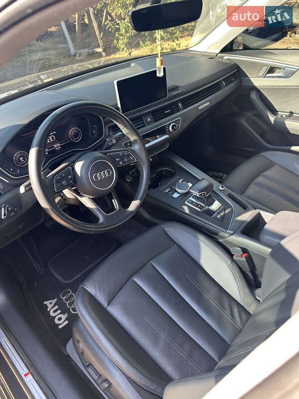 Седан Audi A4 2016 в Умани