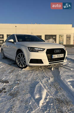 Седан Audi A4 2016 в Киеве