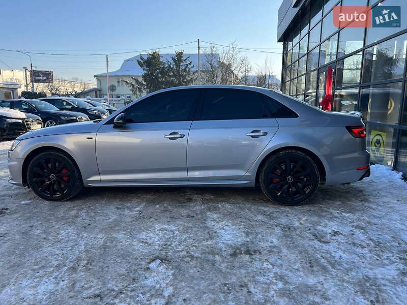 Седан Audi A4 2017 в Ивано-Франковске