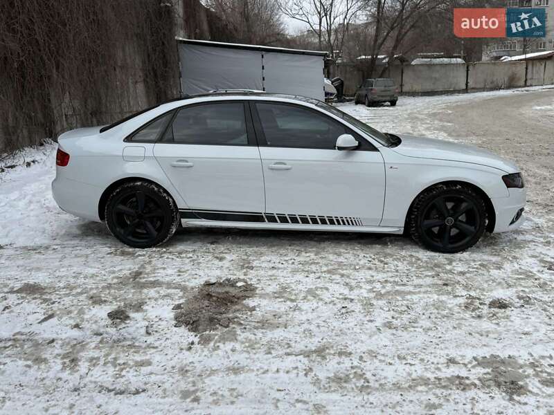 Седан Audi A4 2011 в Запорожье