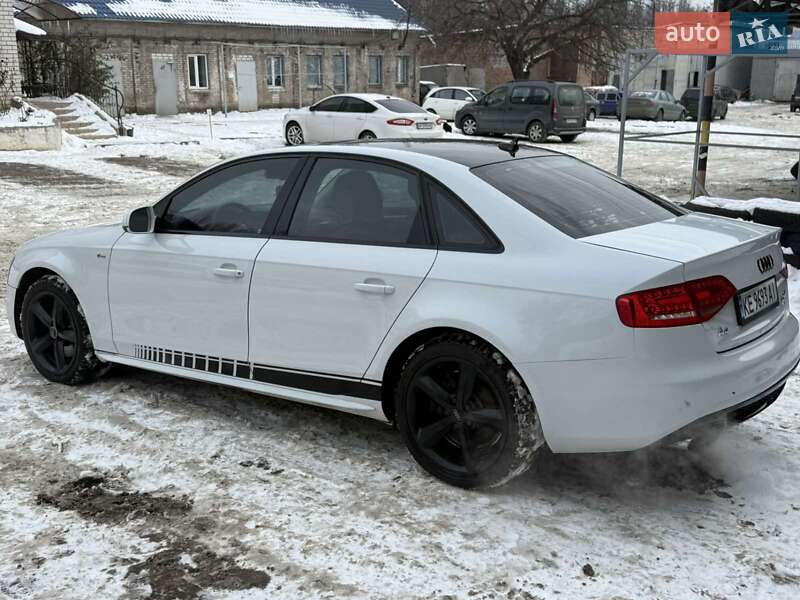 Седан Audi A4 2011 в Запорожье