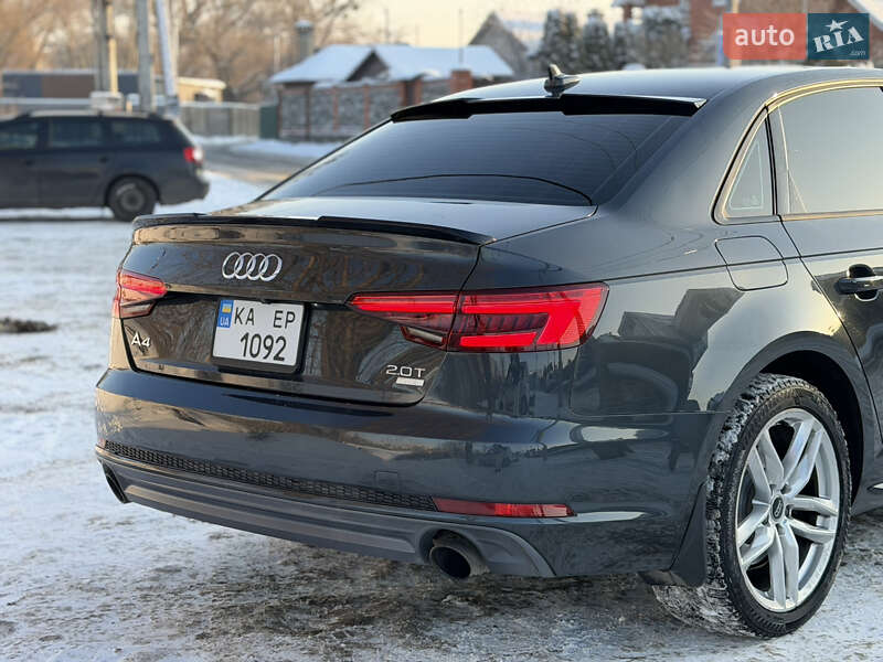 Седан Audi A4 2016 в Киеве