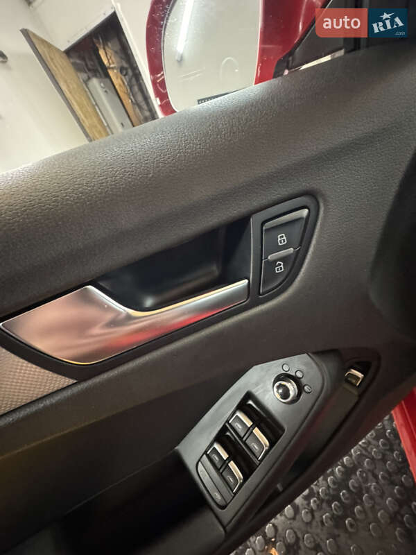 Седан Audi A4 2015 в Києві фото 20 Седан Audi A4 2015 в Києві