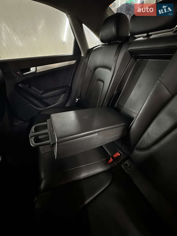 Седан Audi A4 2015 в Києві фото 44 Седан Audi A4 2015 в Києві