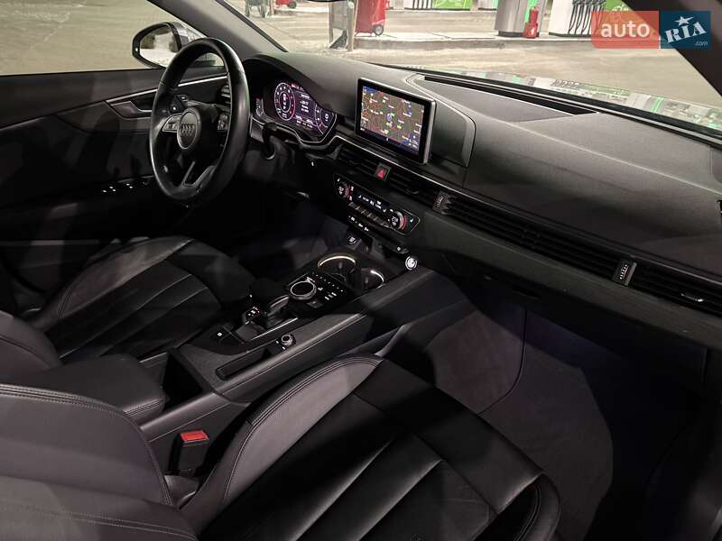 Седан Audi A4 2018 в Киеве фото 25 Седан Audi A4 2018 в Киеве