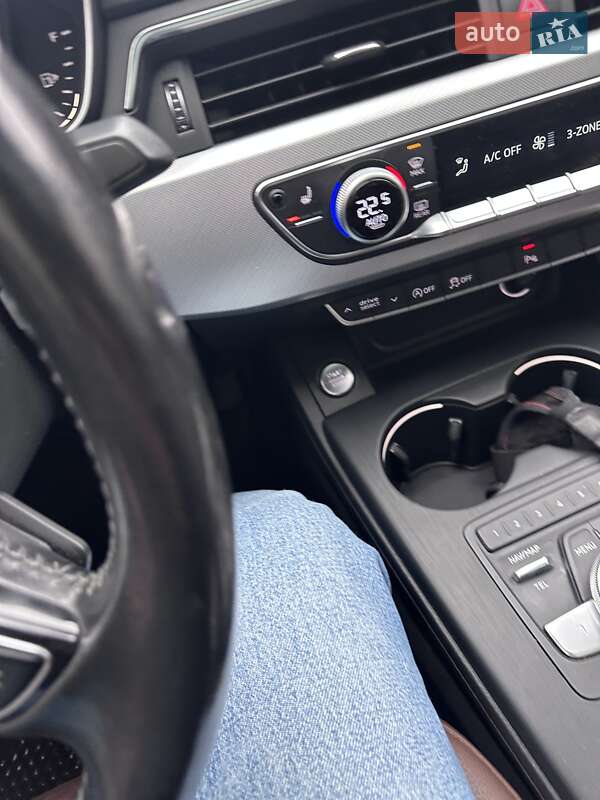 Седан Audi A4 2016 в Тернополі