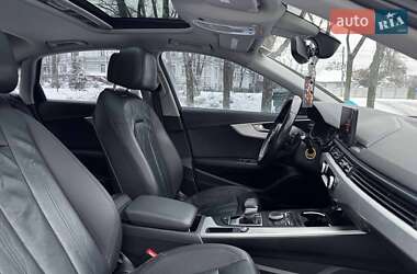 Седан Audi A4 2016 в Киеве