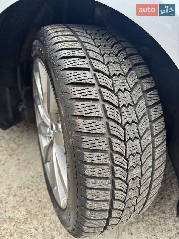 Седан Audi A4 2016 в Киеве фото 4 Седан Audi A4 2016 в Киеве