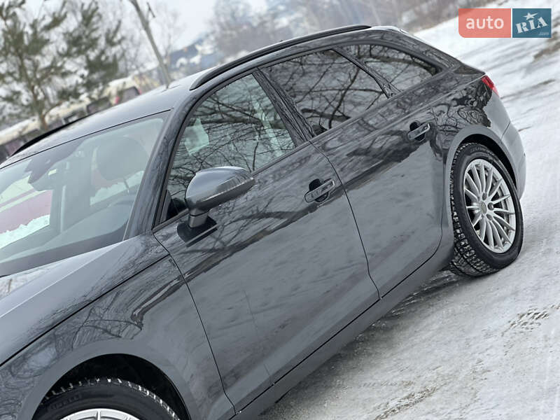 Універсал Audi A4 2016 в Дрогобичі