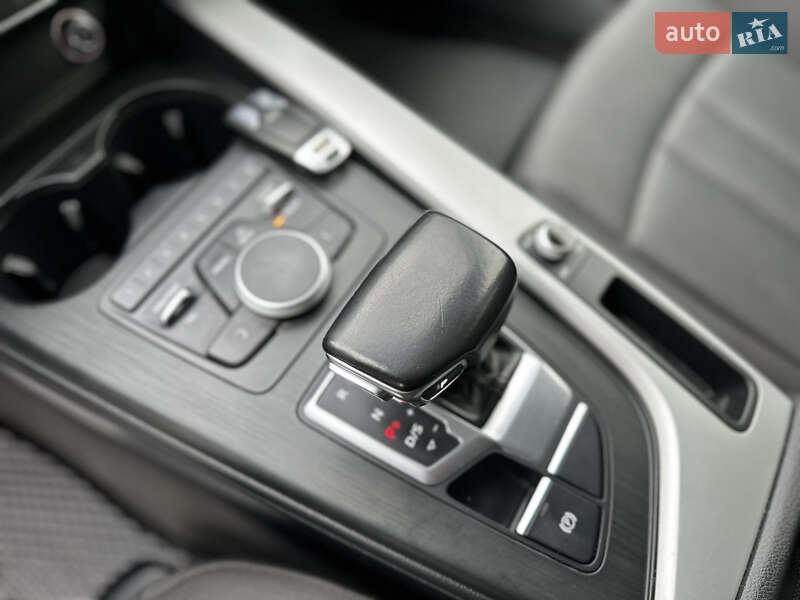 Універсал Audi A4 2016 в Дрогобичі