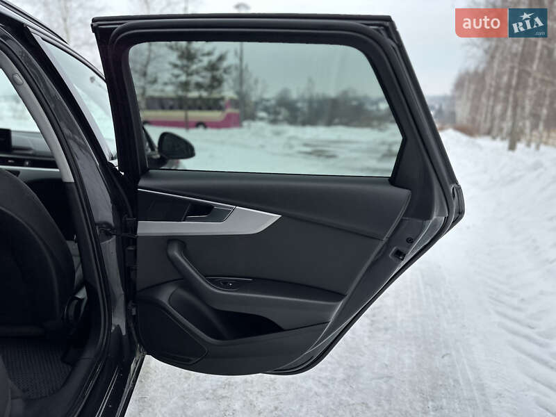 Універсал Audi A4 2016 в Дрогобичі