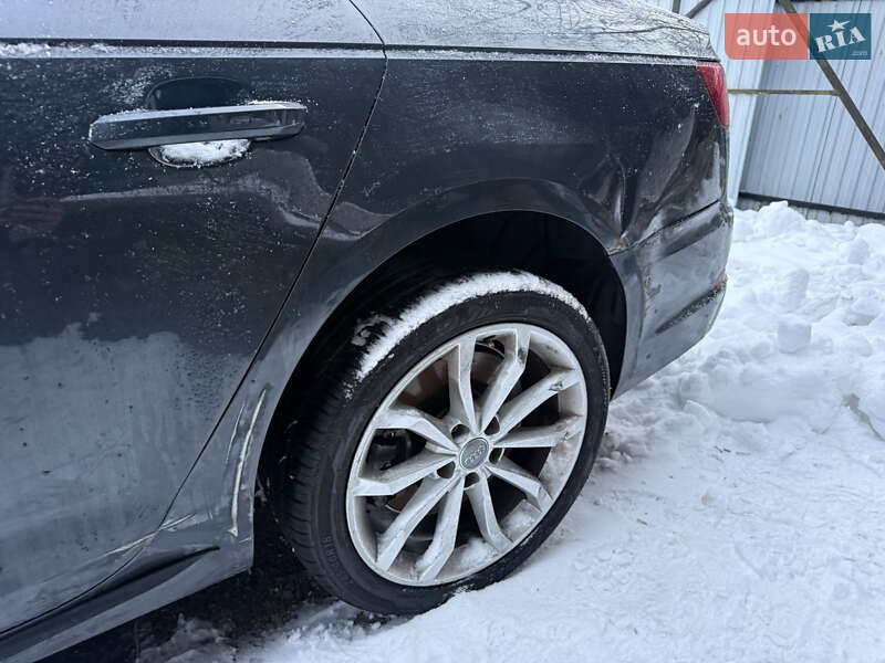 Седан Audi A4 2019 в Яворові