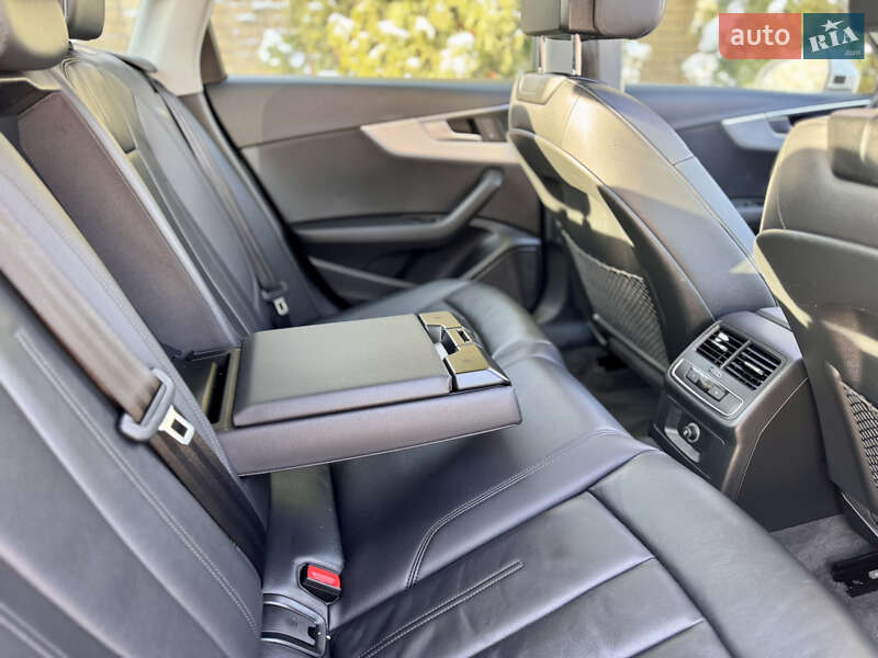 Седан Audi A4 2018 в Києві