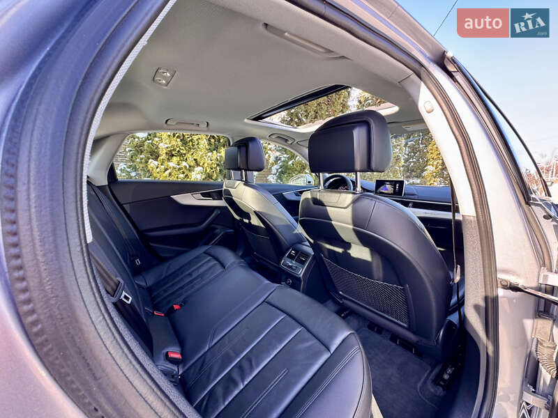 Седан Audi A4 2018 в Києві
