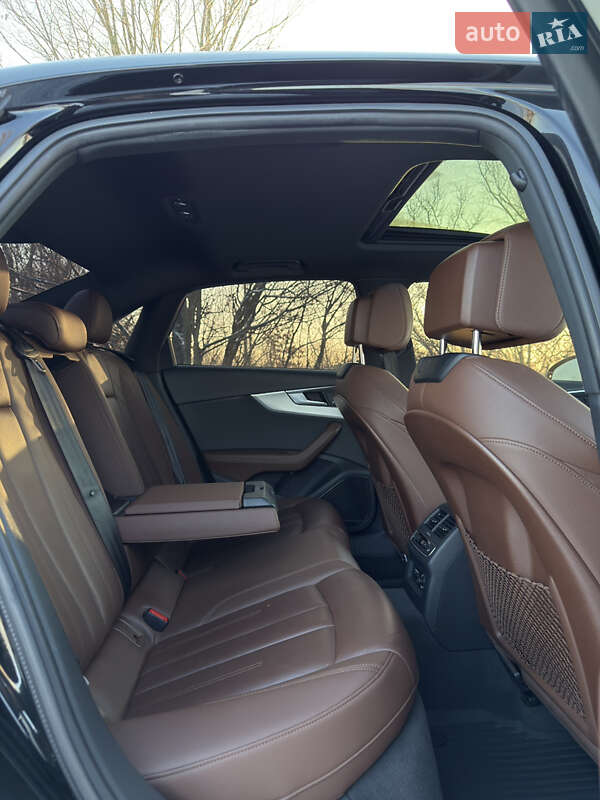 Седан Audi A4 2019 в Киеве