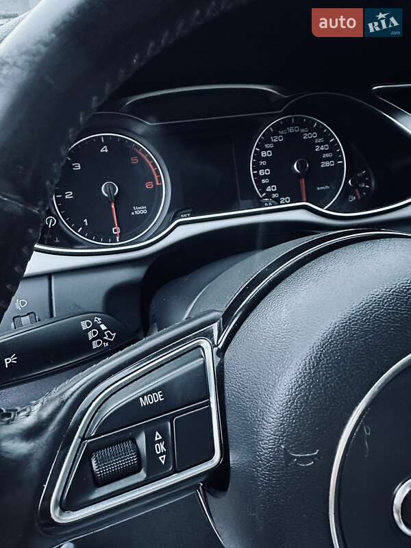 Седан Audi A4 2013 в Тернополі