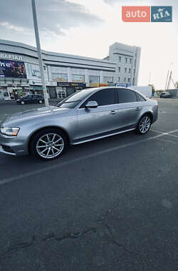 Седан Audi A4 2015 в Полтаве