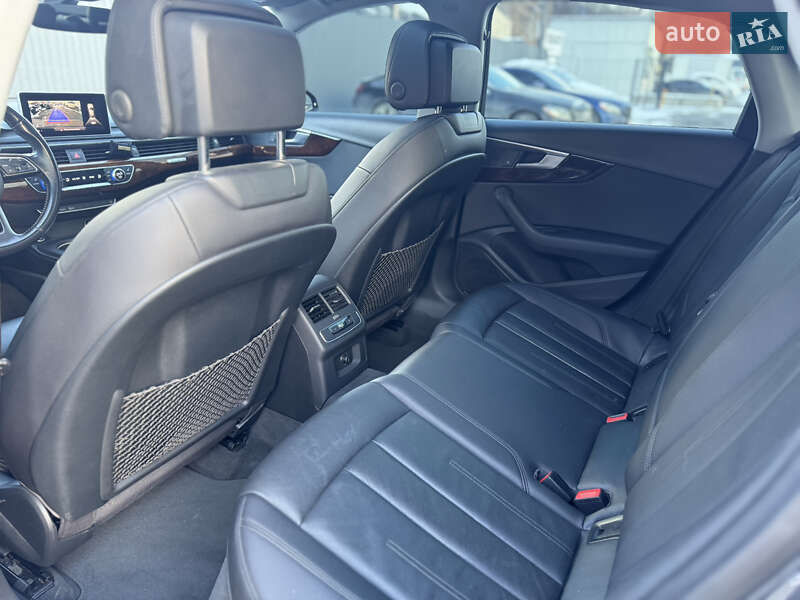 Седан Audi A4 2016 в Києві