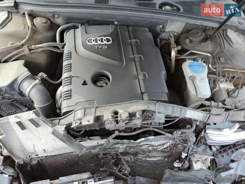 Седан Audi A4 2015 в Львові