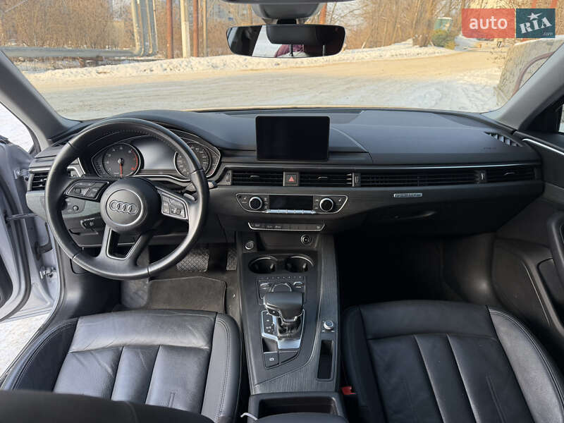 Седан Audi A4 2017 в Харкові