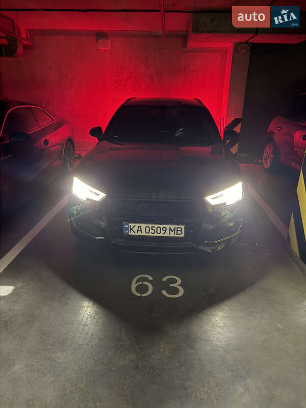 Универсал Audi A4 2018 в Киеве