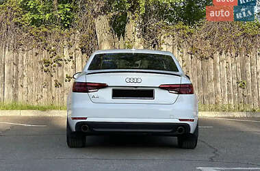 Седан Audi A4 2017 в Полтаве