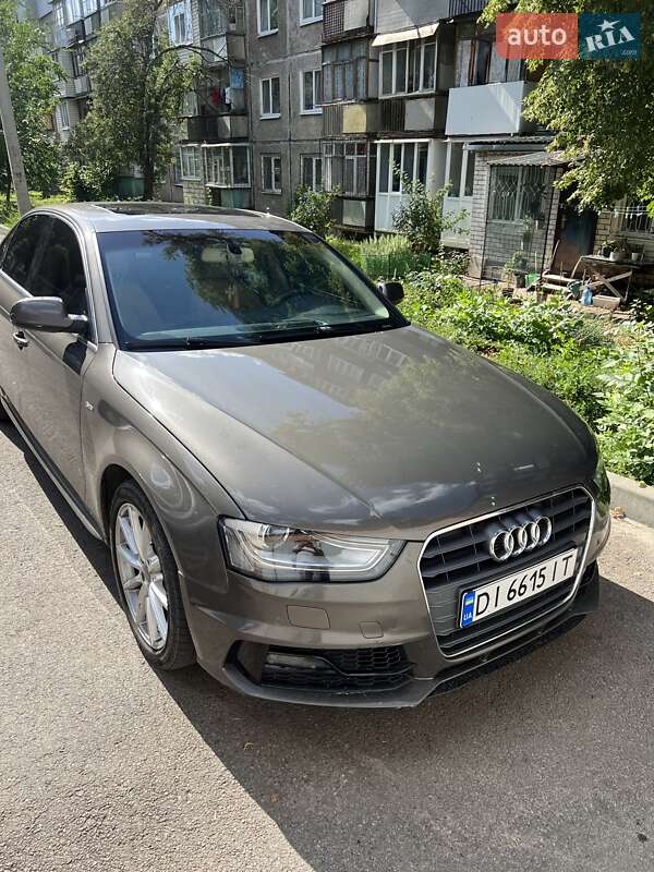 Седан Audi A4 2014 в Харькове