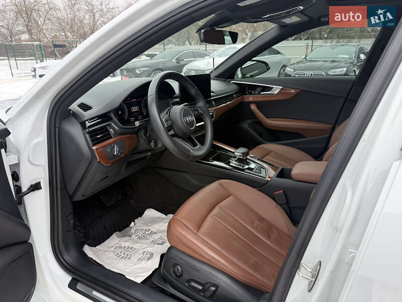Седан Audi A4 2020 в Києві