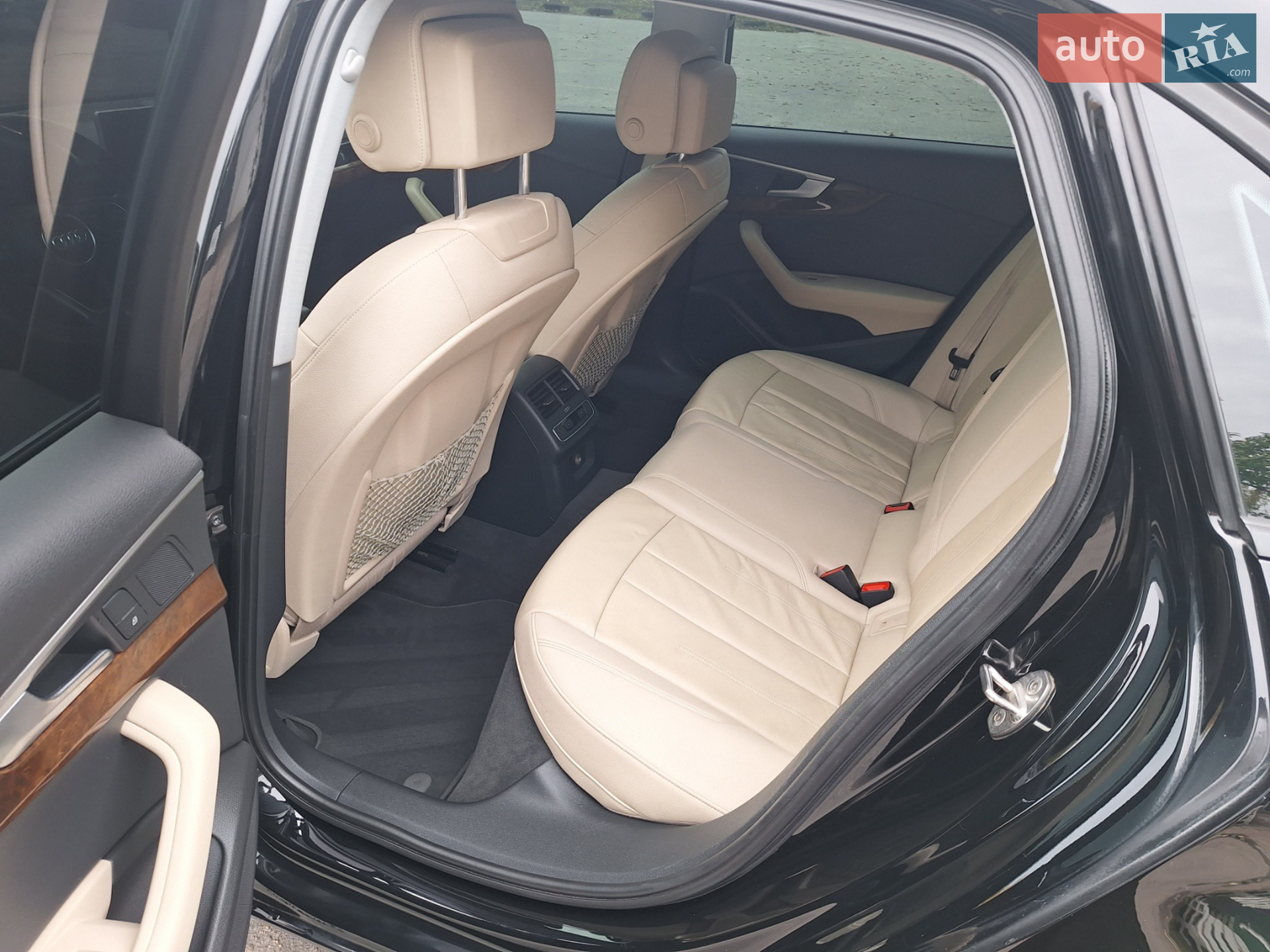 2016 Audi A4 - мініатюра 8