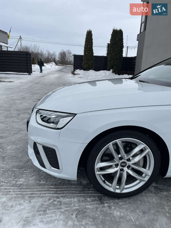 Седан Audi A4 2023 в Стрые фото 15 Седан Audi A4 2023 в Стрые