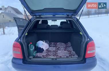 Універсал Audi A4 1998 в Дрогобичі