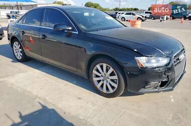 Седан Audi A4 2013 в Львове