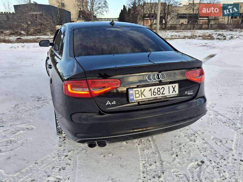 Седан Audi A4 2013 в Каменец-Подольском
