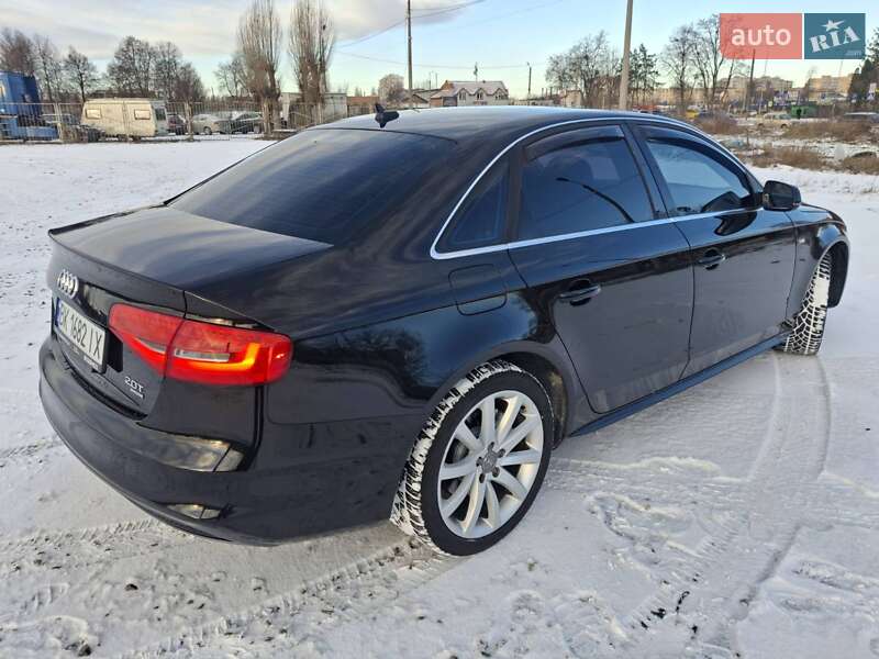 Седан Audi A4 2013 в Каменец-Подольском