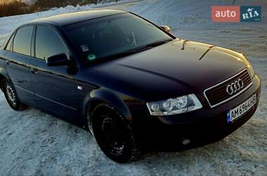 Седан Audi A4 2003 в Лугинах
