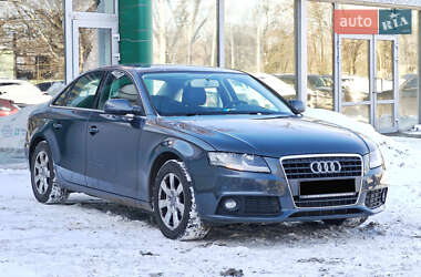Седан Audi A4 2010 в Днепре