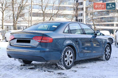 Седан Audi A4 2010 в Днепре