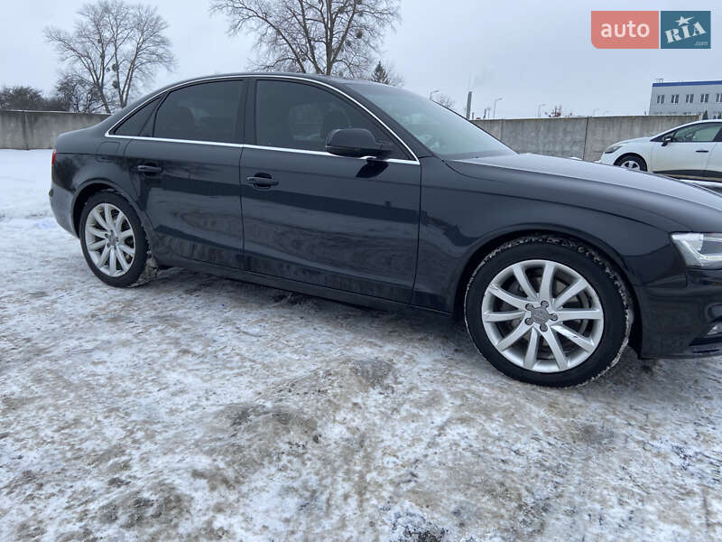 Седан Audi A4 2012 в Києві фото 3 Седан Audi A4 2012 в Києві