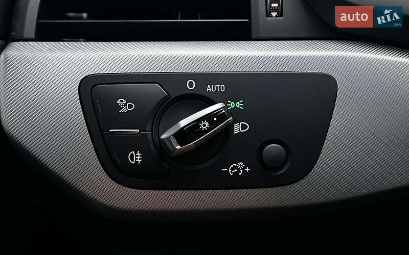 Седан Audi A4 2016 в Львові фото 16 Седан Audi A4 2016 в Львові