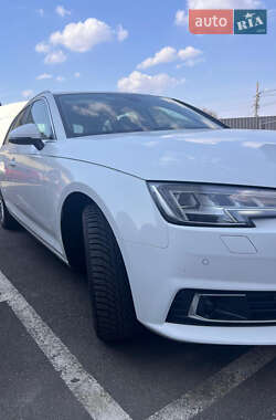 Универсал Audi A4 2016 в Киеве