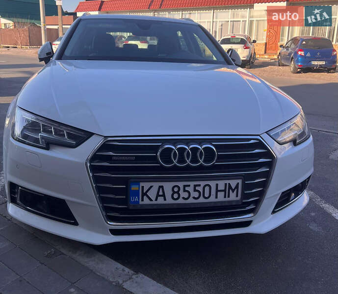 Универсал Audi A4 2016 в Киеве