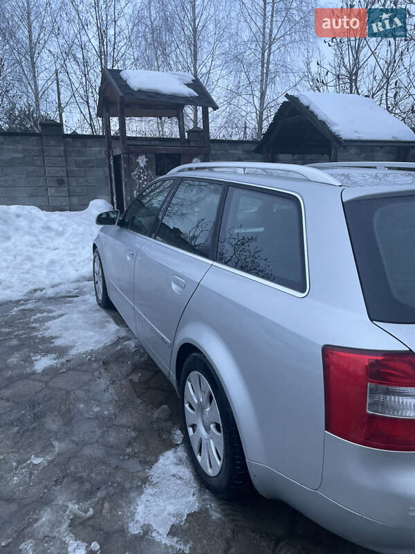 Універсал Audi A4 2004 в Рівному