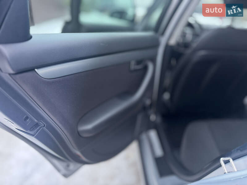 Седан Audi A4 2006 в Києві фото 14 Седан Audi A4 2006 в Києві