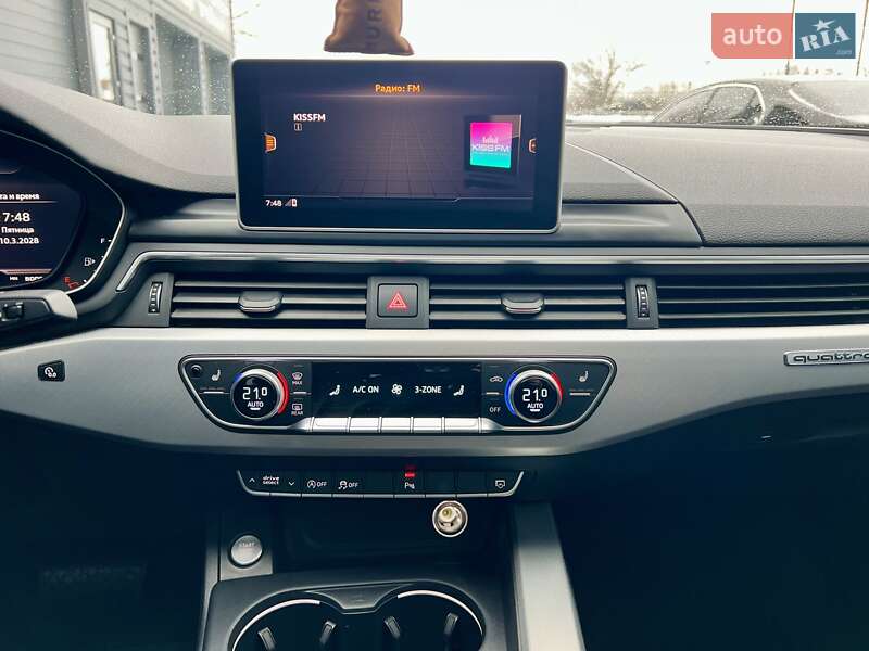 Седан Audi A4 2016 в Києві