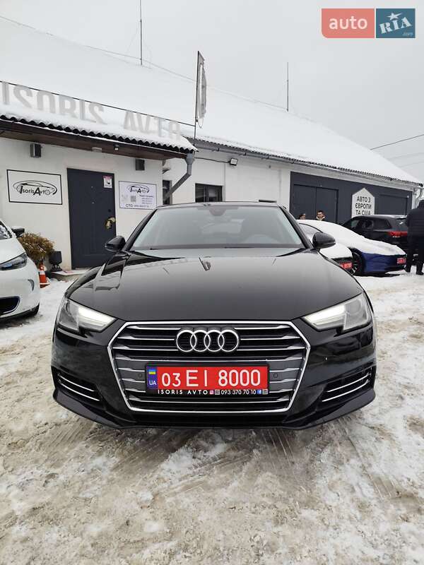 Седан Audi A4 2017 в Чернігові
