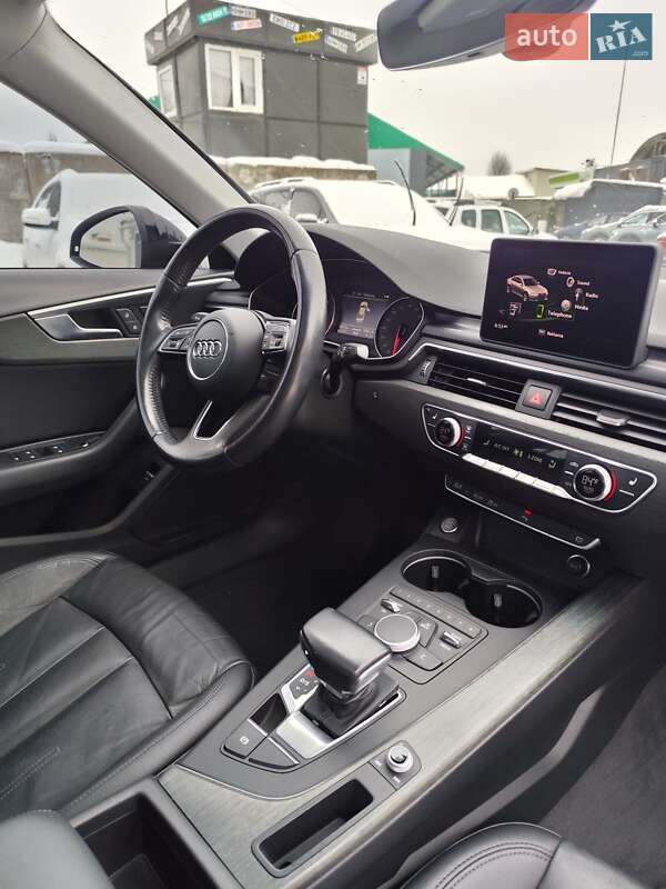 Седан Audi A4 2017 в Чернігові