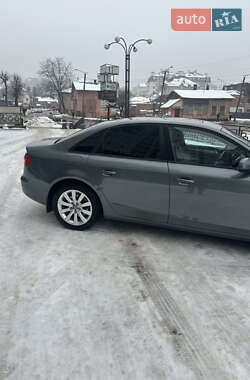 Седан Audi A4 2014 в Ивано-Франковске