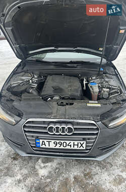 Седан Audi A4 2014 в Ивано-Франковске